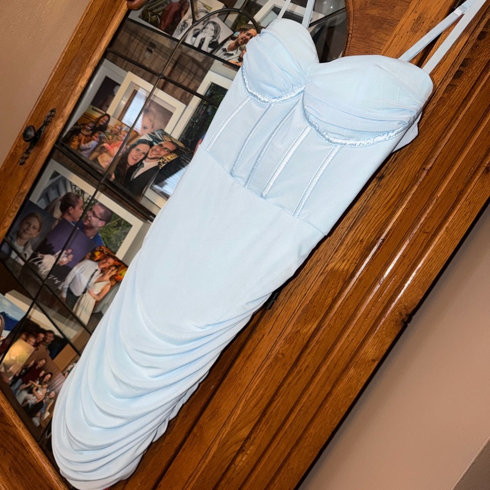 NEW NWOT Elegant Medium Light Blue Rouched Dress. SEXY!! Removable pads